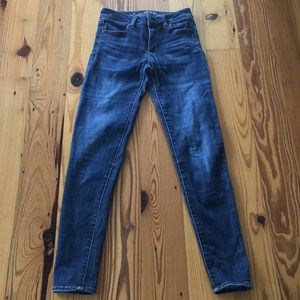 American Eagle Hi Rise Jegging